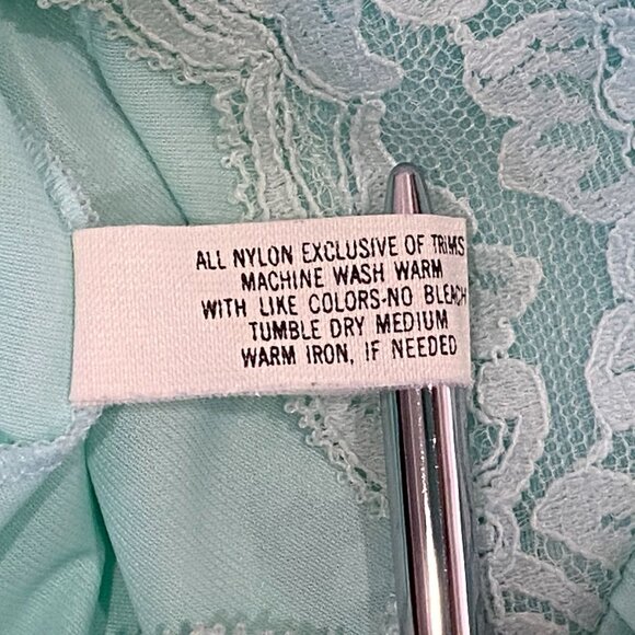 Vintage Shadowline Long Nightgown Size M Lace Trim Nylon Short Sleeves Green - Picture 6 of 6